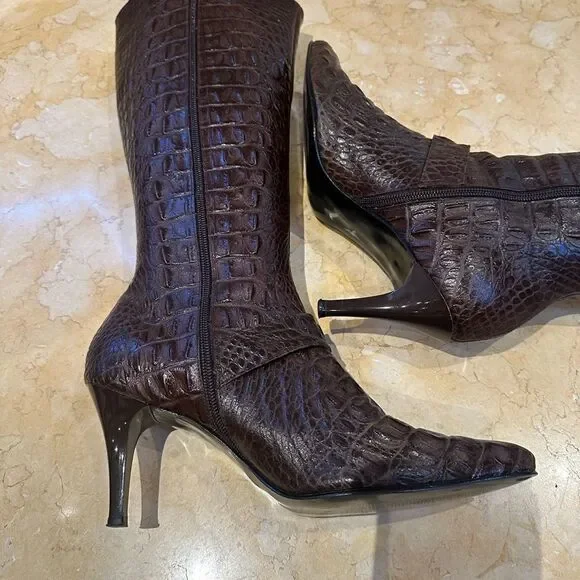 Elegant Brown Heeled Boots - Picture 11 of 14